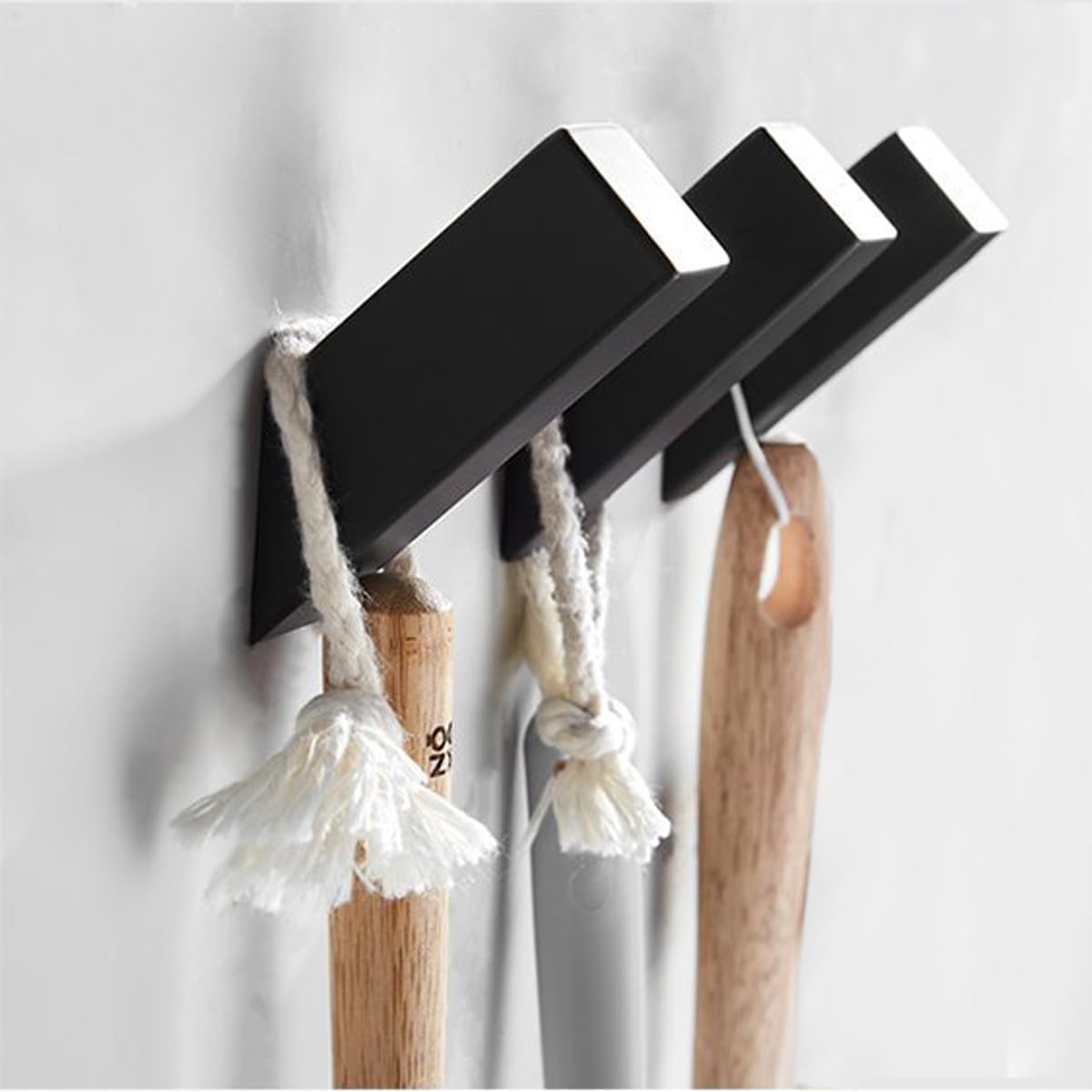 MOKIUER Matte Black Robe Towel Hooks 4 Pack