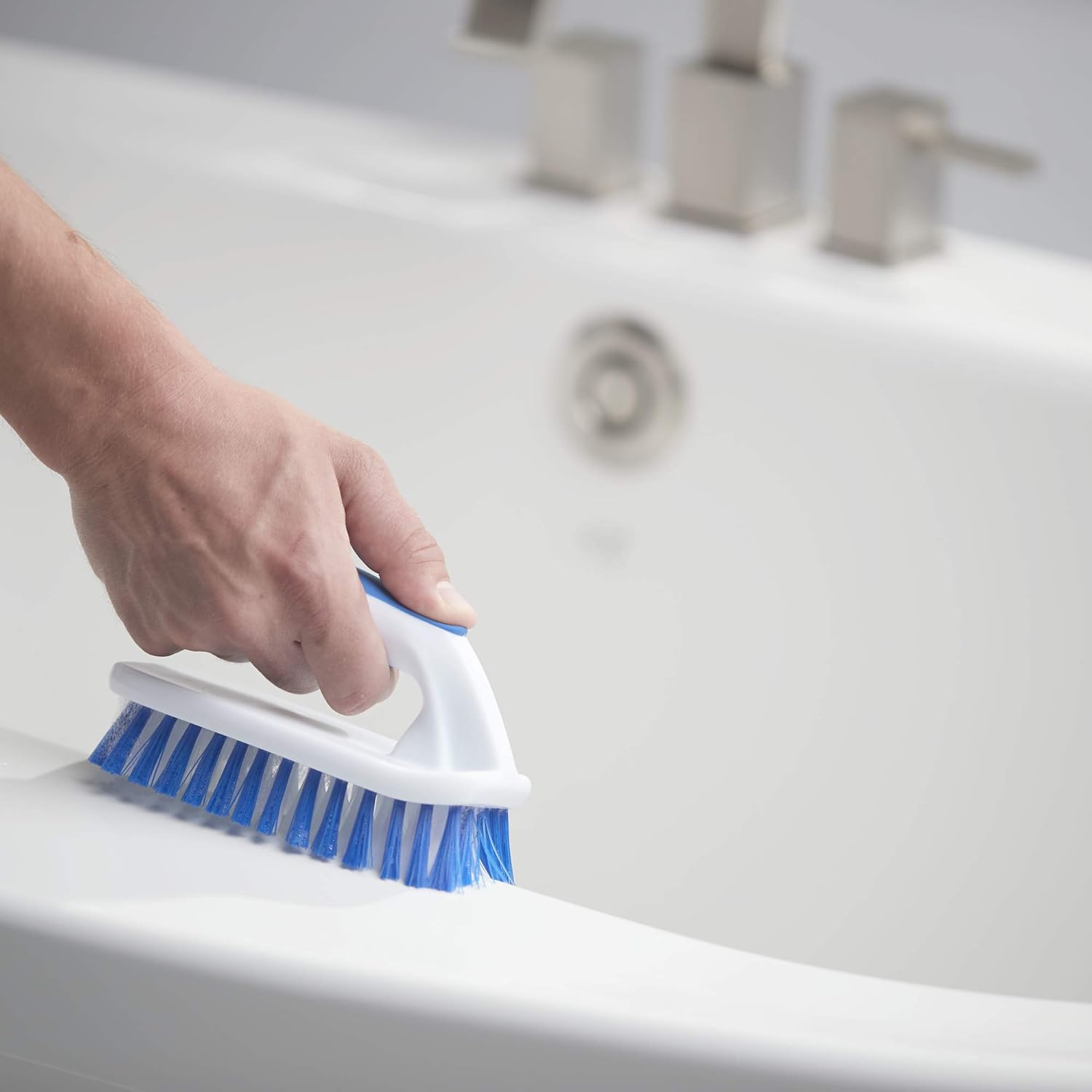 Mr Clean Durable Bristle Handle Scrub