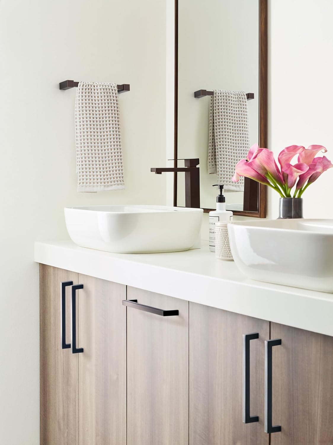 Amerock Monument Oil-Rubbed Bronze 8 Inch Towel Bar
