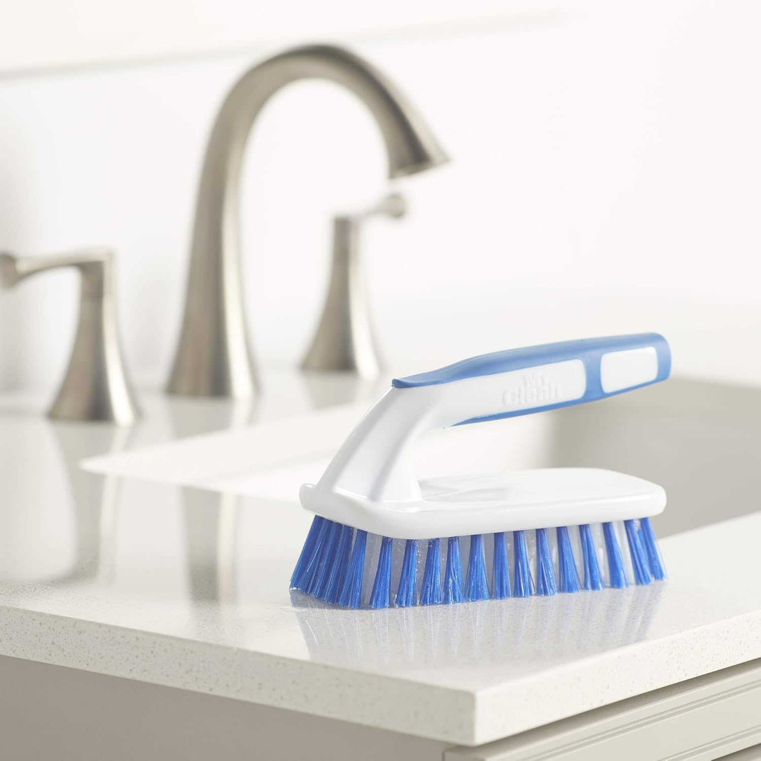 Mr Clean Durable Bristle Handle Scrub