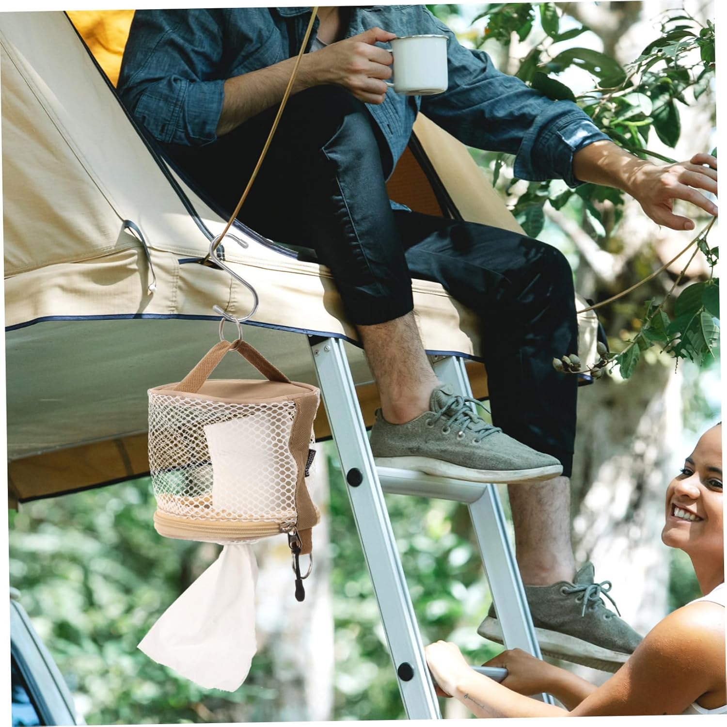 Mobestech Portable Toilet Paper Holder Bag for Camping and Car Use